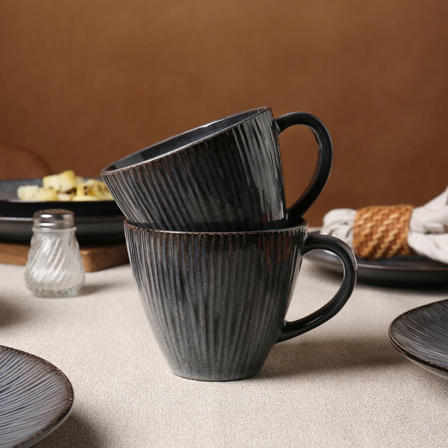 LUMORA 16-Piece Reactive Glaze Stoneware Dinnerware Set – Modern Luxury, Service for 4